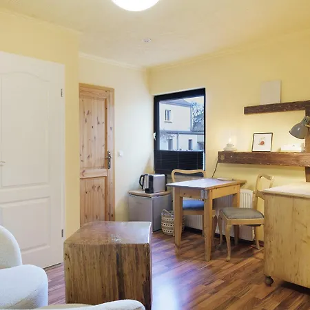 Guest house Romantikzimmer In Striesen