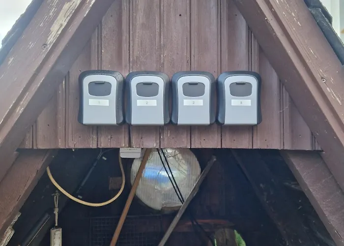 Romantikzimmer In Striesen Δρέσδη